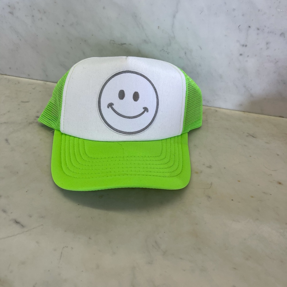 Trucker hat